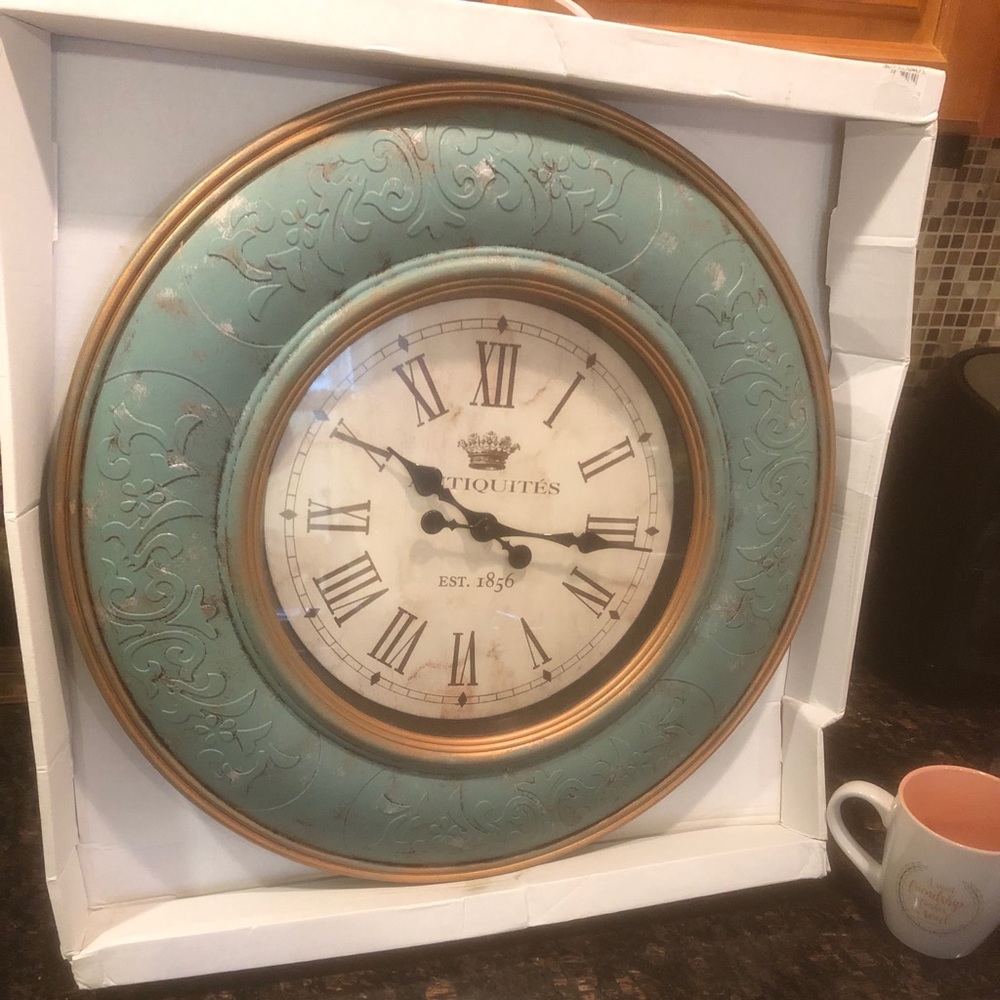 22” clock from Kirkland